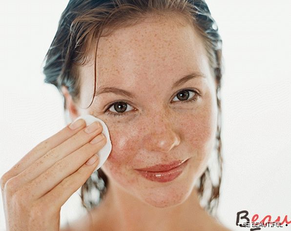 Как да се грижим за кожата на лицето с лунички